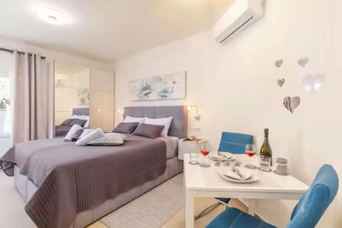 Evita Fazana Premium Studio Apartments