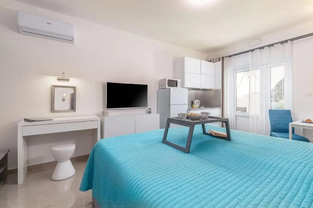 Evita Fazana Premium Studio Apartments